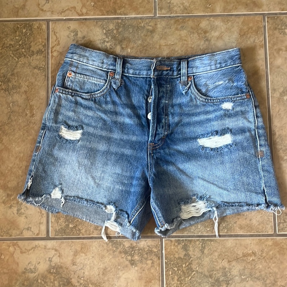 Free People size 26 denim shorts
